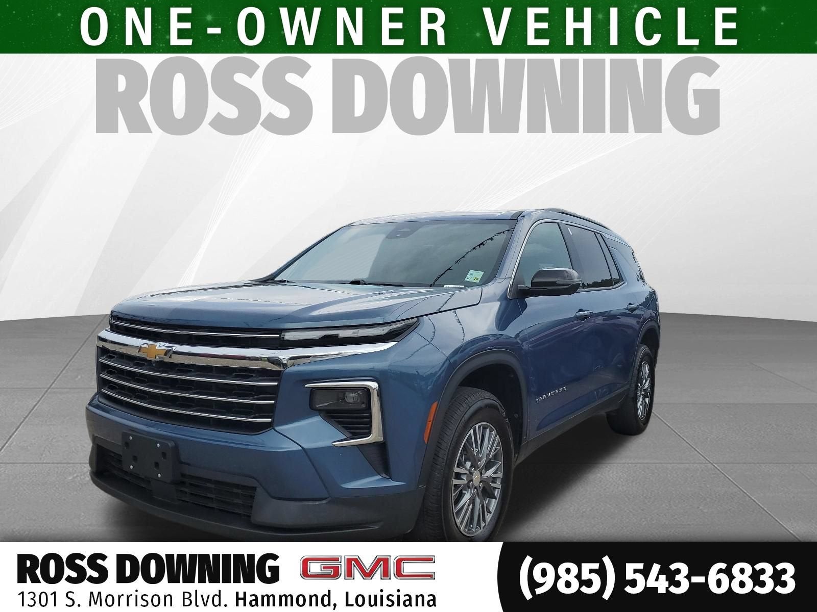 2025 Chevrolet Traverse LT in Lakeshore Blue Metallic — front three-quarter view